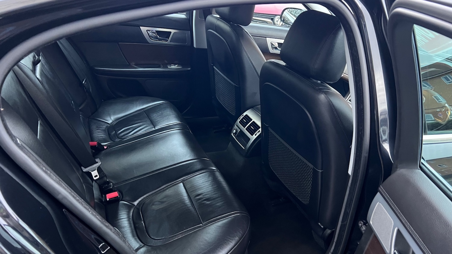 Used Jaguar XF 2013 for sale - 76547454: Photo 8