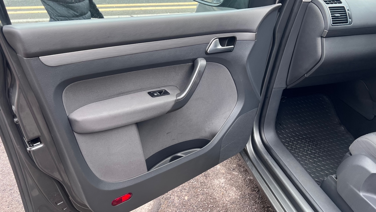 Used Volkswagen Touran 2014 for sale - 77678919: Photo 22