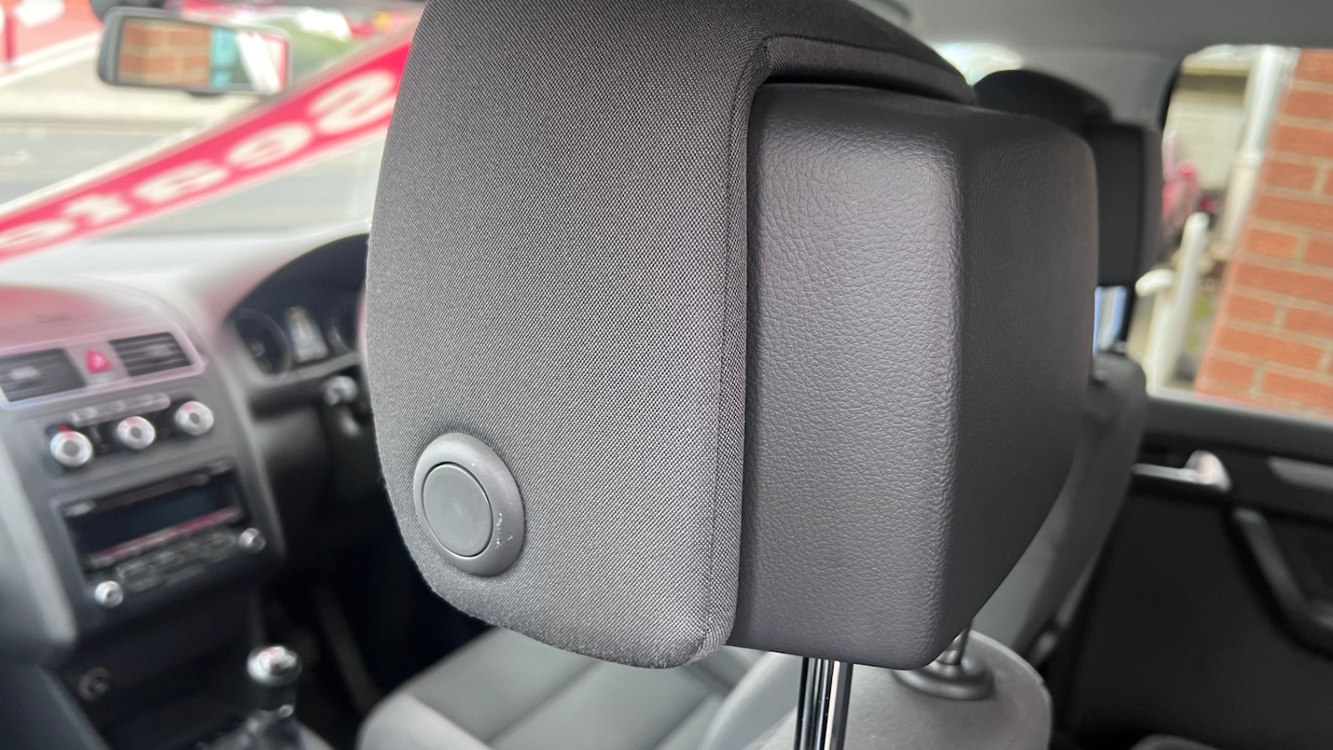 Used Volkswagen Touran 2014 for sale - 77678919: Photo 29