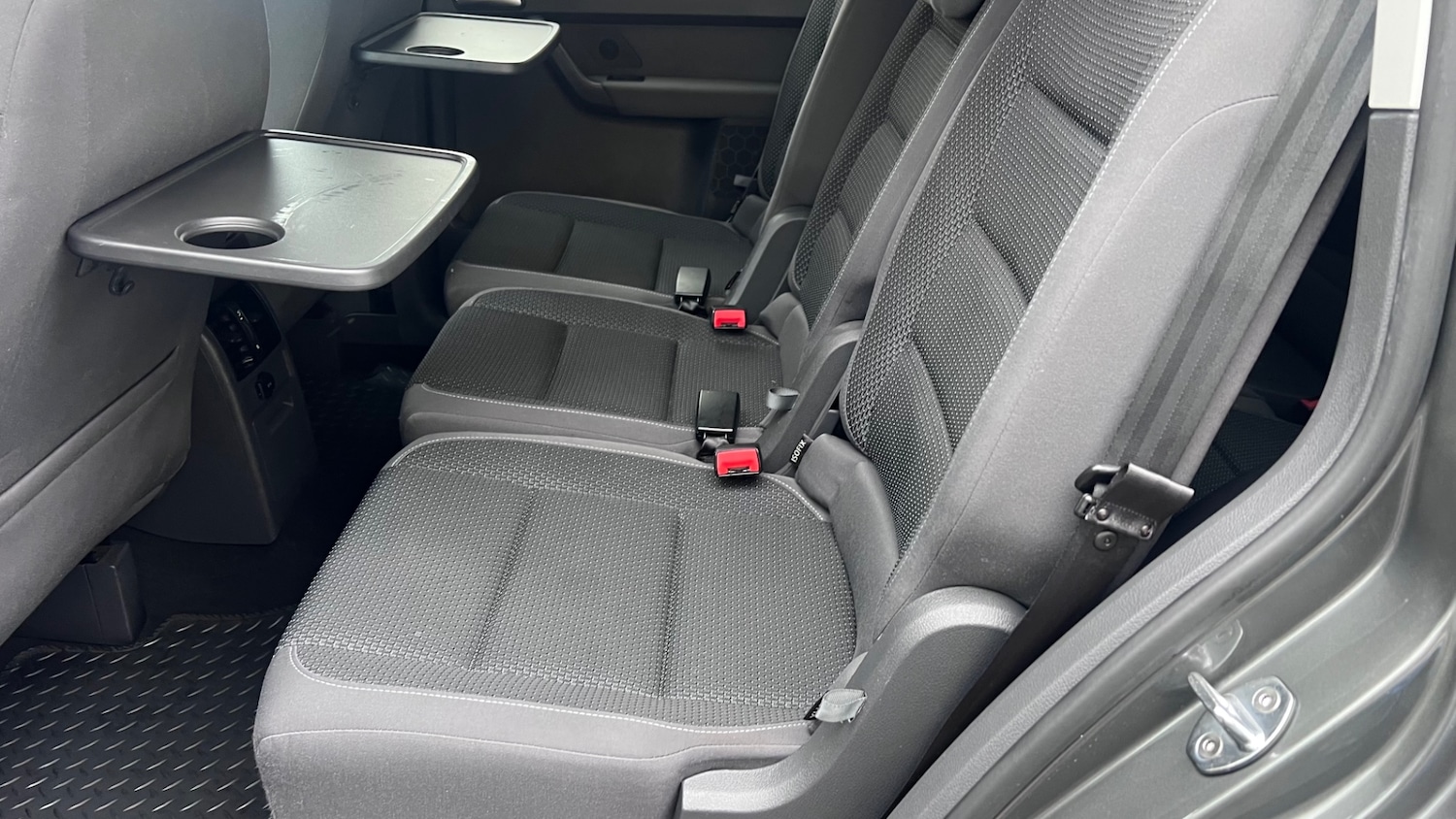 Used Volkswagen Touran 2014 for sale - 77678919: Photo 31