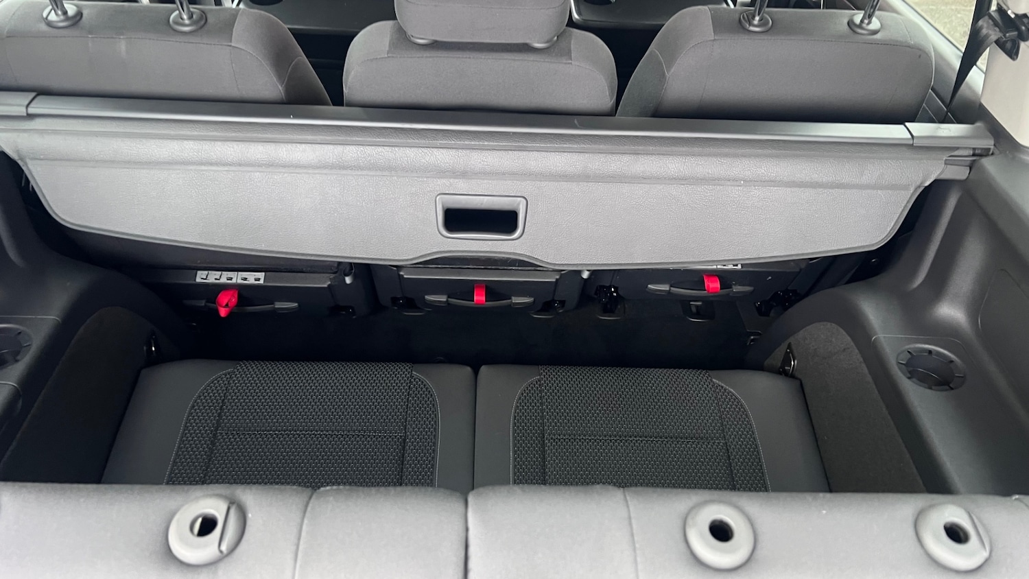 Used Volkswagen Touran 2014 for sale - 77678919: Photo 35