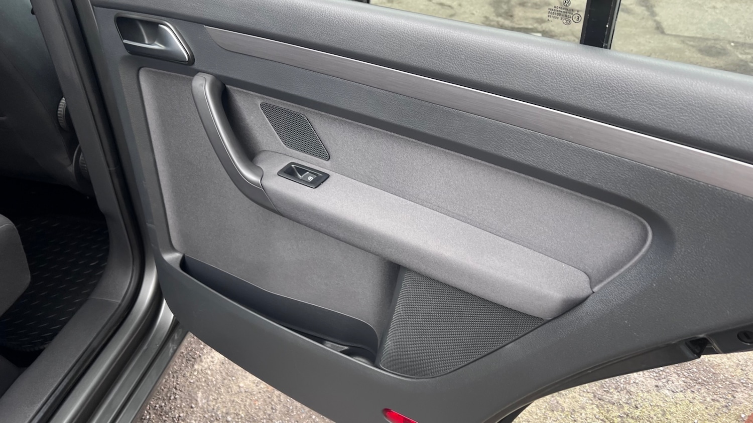 Used Volkswagen Touran 2014 for sale - 77678919: Photo 41