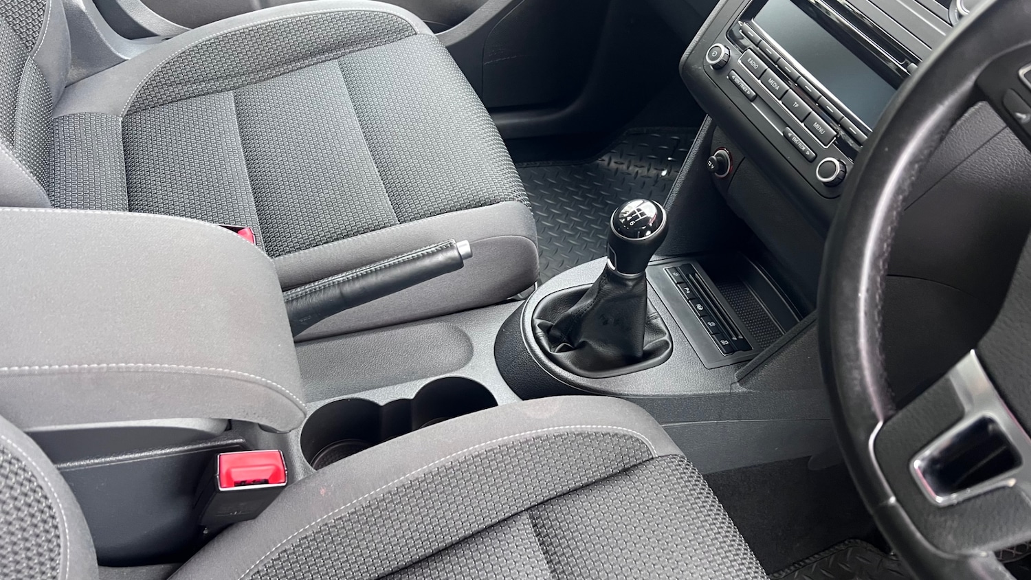 Used Volkswagen Touran 2014 for sale - 77678919: Photo 50