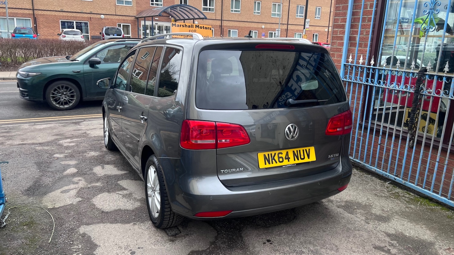 Used Volkswagen Touran 2014 for sale - 77678919: Photo 7