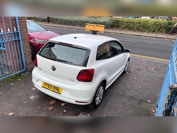 Used Volkswagen Polo 2015 for sale - 76547458: Photo