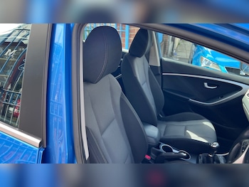 Used Hyundai i30 2016 for sale - 75711582: Photo