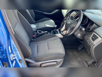 Used Hyundai i30 2016 for sale - 75711582: Photo