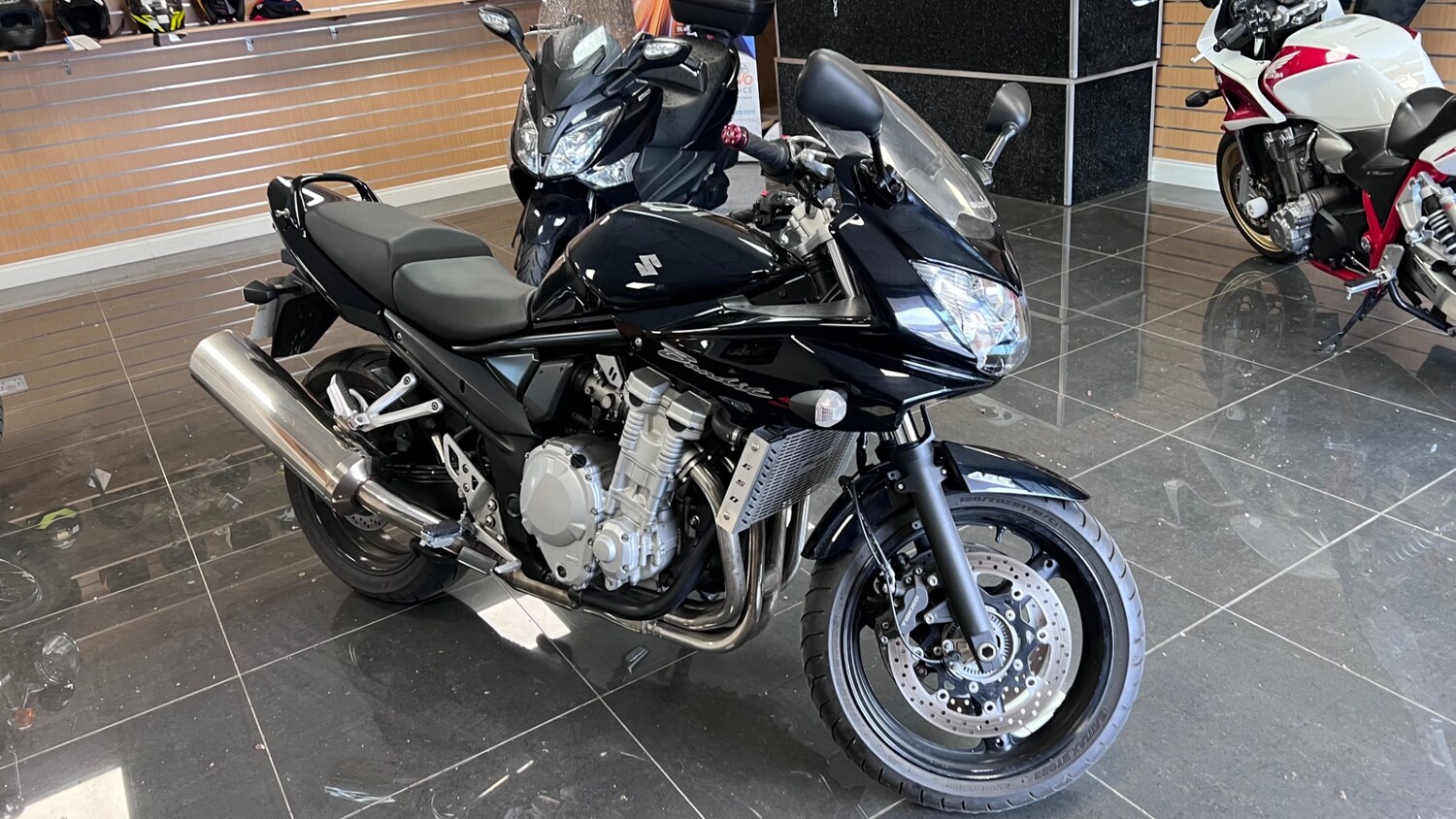 Used Suzuki BANDIT 2009 for sale - 78542286: Photo 2