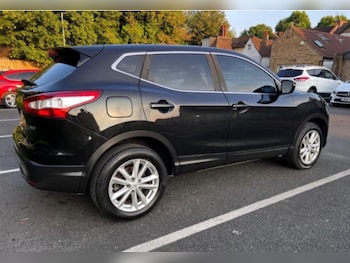 Used Nissan Qashqai 2018 for sale - 77323884: Photo