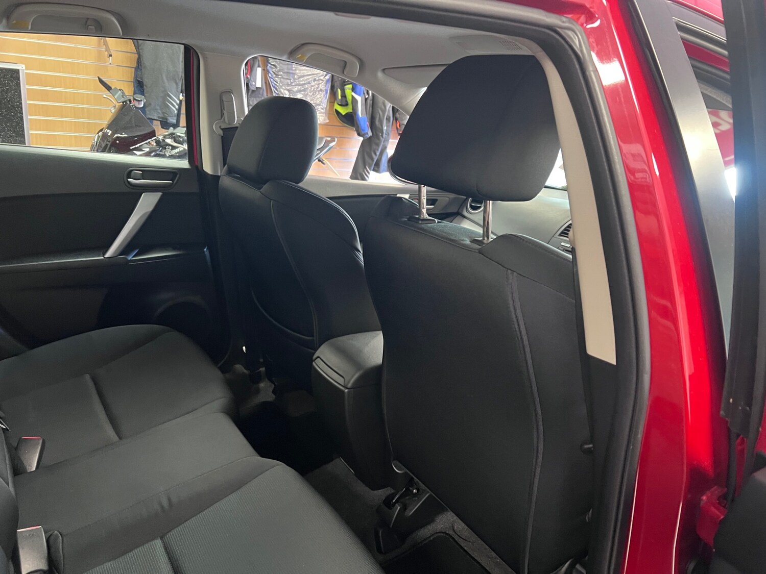 Used Mazda Mazda3 2011 for sale - 78197148: Photo 41