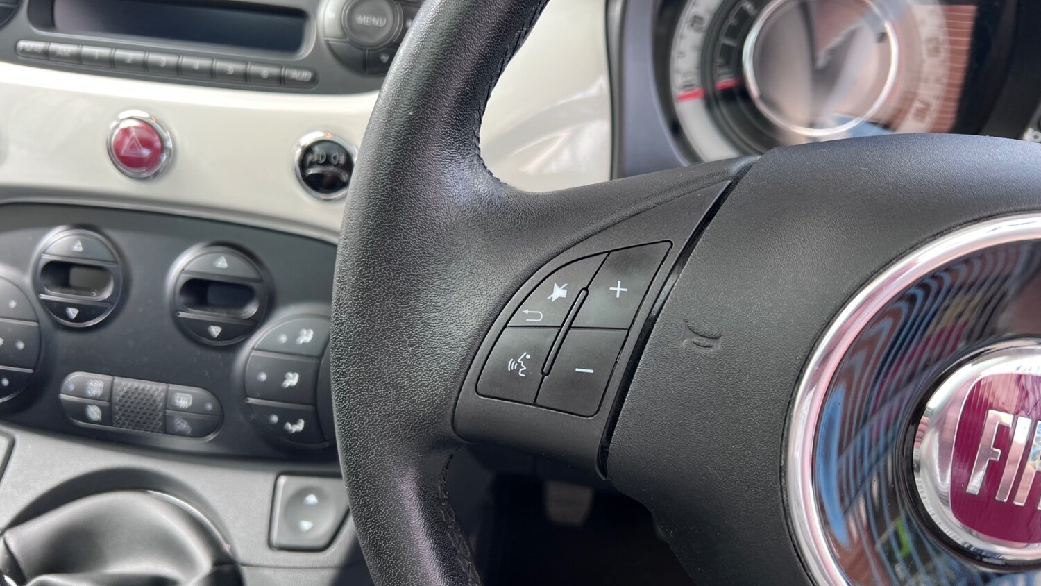 Used Fiat 500 2015 for sale - 75981848: Photo 60