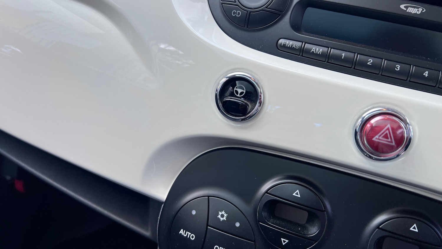 Used Fiat 500 2015 for sale - 75981848: Photo 66