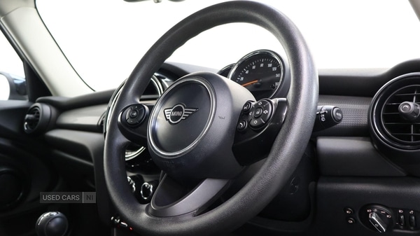 Used MINI Hatch 2019 for sale - 77697136: Photo 30