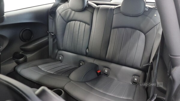 Used MINI Hatch 2022 for sale - 76539243: Photo 12