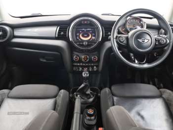Used MINI Hatch 2018 for sale - 72653418: Photo