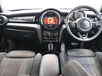 Used MINI Hatch 2019 for sale - 74823338: Photo