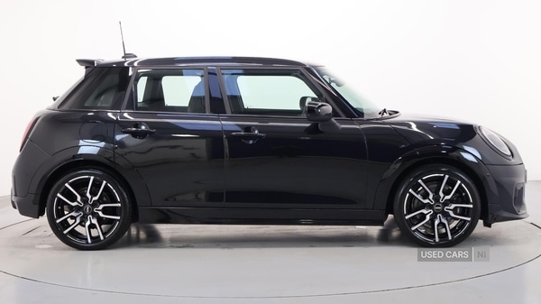 Used MINI Cooper 2025 for sale - 76573880: Photo 3