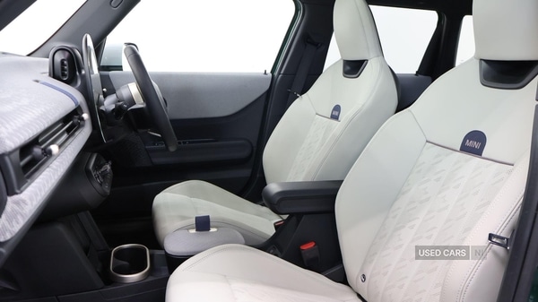 Used MINI Cooper 2025 for sale - 76729280: Photo 26