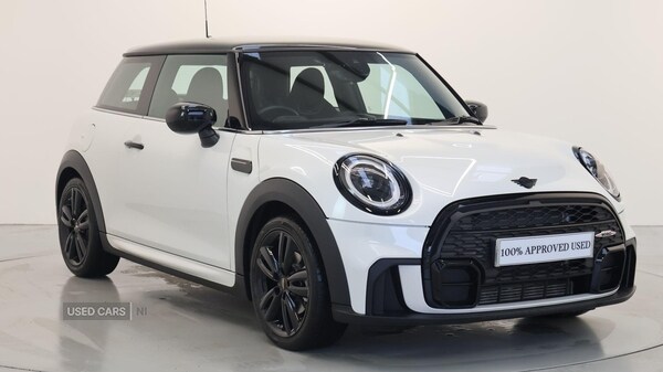 Used MINI Hatch 2024 for sale - 76215868: Photo 1
