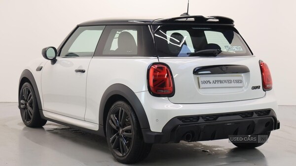 Used MINI Hatch 2024 for sale - 76215868: Photo 2
