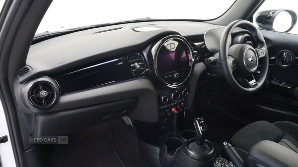 Used MINI Hatch 2024 for sale - 76215868: Photo 7