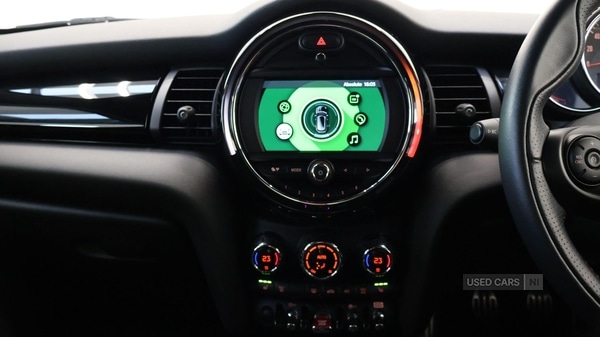 Used MINI Hatch 2019 for sale - 77794477: Photo 8