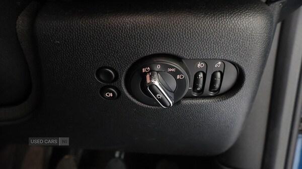 Vehicle 33