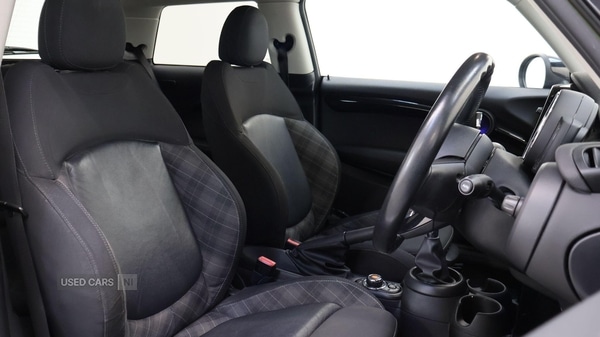 Used MINI Hatch 2018 for sale - 77613416: Photo 11