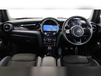 Used MINI Hatch 2022 for sale - 77167034: Photo