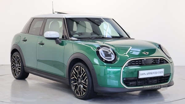 Used MINI Cooper 2025 for sale - 76446995: Photo 1
