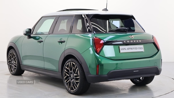 Used MINI Cooper 2025 for sale - 76446995: Photo 2