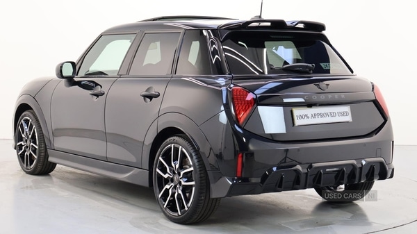 Used MINI Hatch 2025 for sale - 76997997: Photo 2