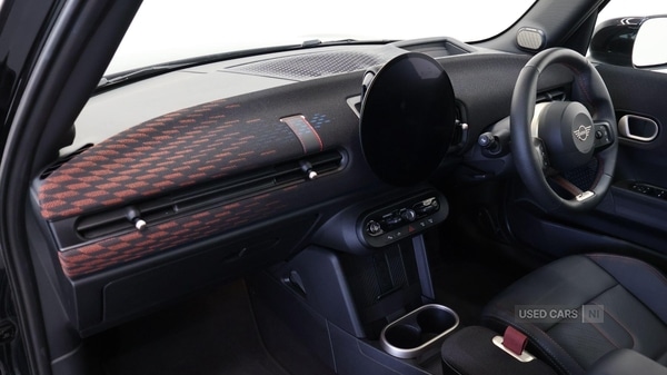 Used MINI Hatch 2025 for sale - 76997997: Photo 7