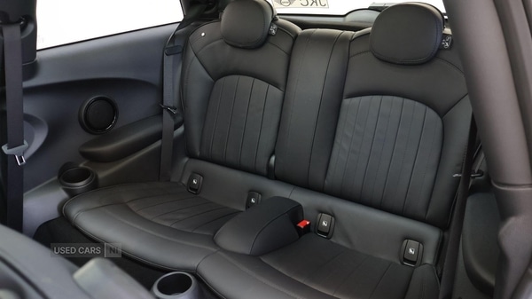 Used MINI Hatch 2022 for sale - 77884199: Photo 12