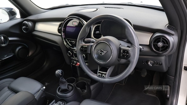 Used MINI Hatch 2022 for sale - 77884199: Photo 6