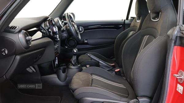 Used MINI Convertible 2021 for sale - 77634294: Photo 31