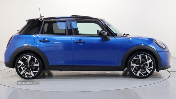 Used MINI Cooper 2025 for sale - 76942754: Photo 3