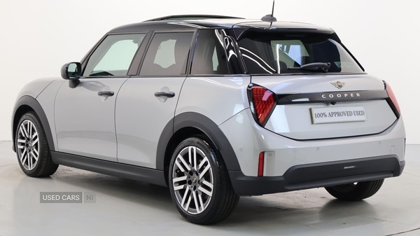 Used MINI Cooper 2025 for sale - 76840123: Photo 2