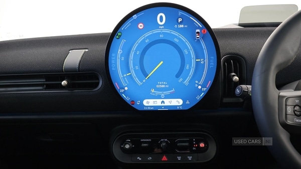 Used MINI Cooper 2025 for sale - 76840123: Photo 8