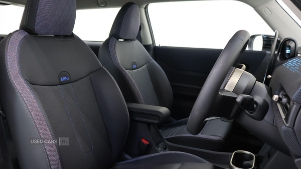 Used MINI Cooper 2025 for sale - 76690202: Photo 11