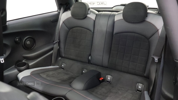 Used MINI Hatch 2022 for sale - 77217824: Photo 12