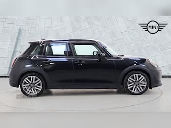 Used MINI Cooper 2024 for sale - 79622789: Photo