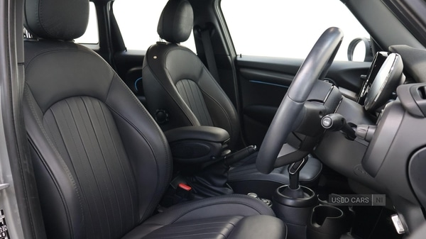 Used MINI Hatch 2023 for sale - 76372096: Photo 11