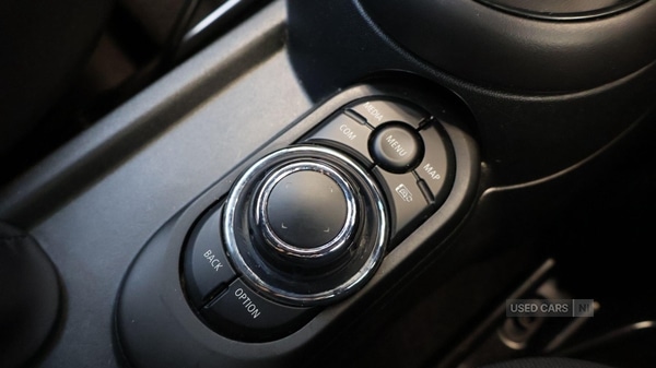 Used MINI Convertible 2023 for sale - 76458369: Photo 19