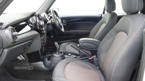 Used MINI Convertible 2023 for sale - 76458369: Photo 30