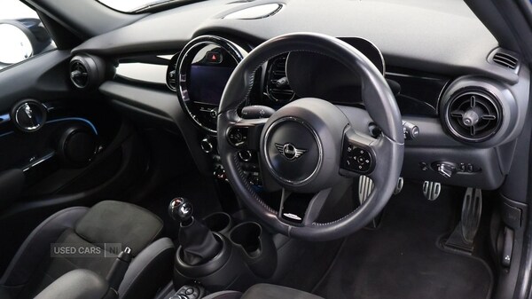 Used MINI Hatch 2021 for sale - 77017312: Photo 6