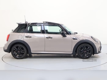 Used MINI Hatch 2021 for sale - 75459839: Photo