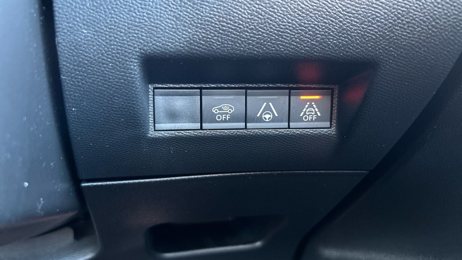 Used Peugeot 2008 2021 for sale - 77038784: Photo 24