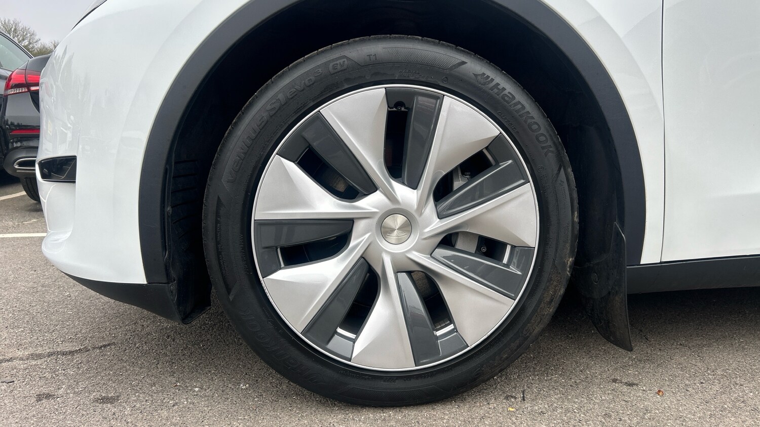 Used Tesla Model Y 2023 for sale - 78070275: Photo 17