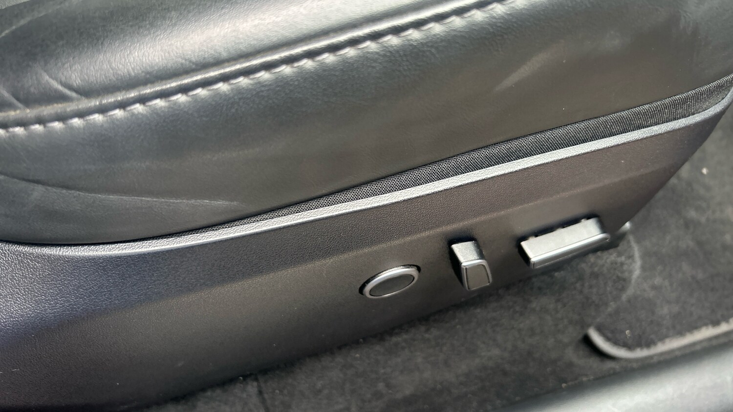 Used Tesla Model Y 2023 for sale - 78070275: Photo 23